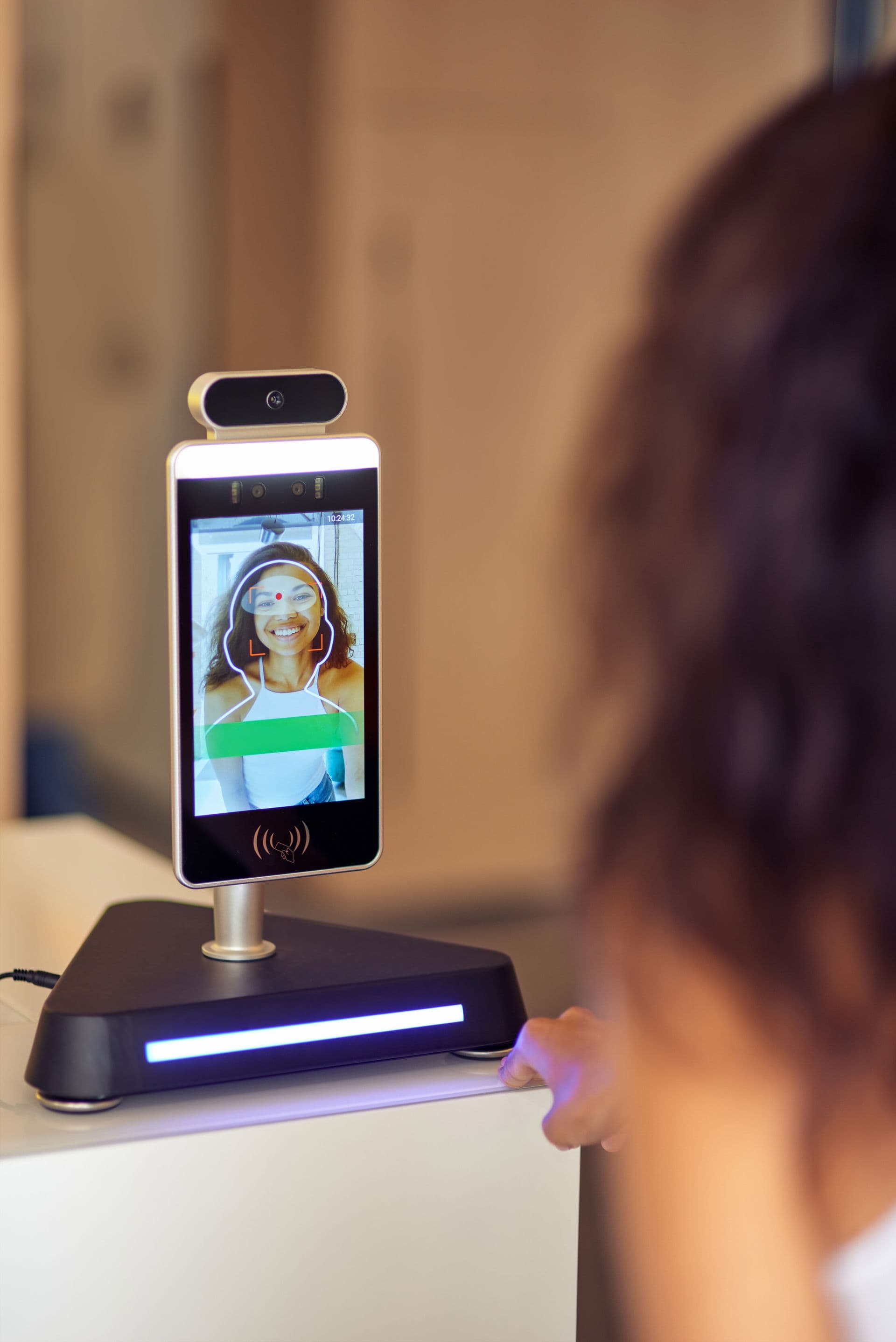 Face Recognition Technology